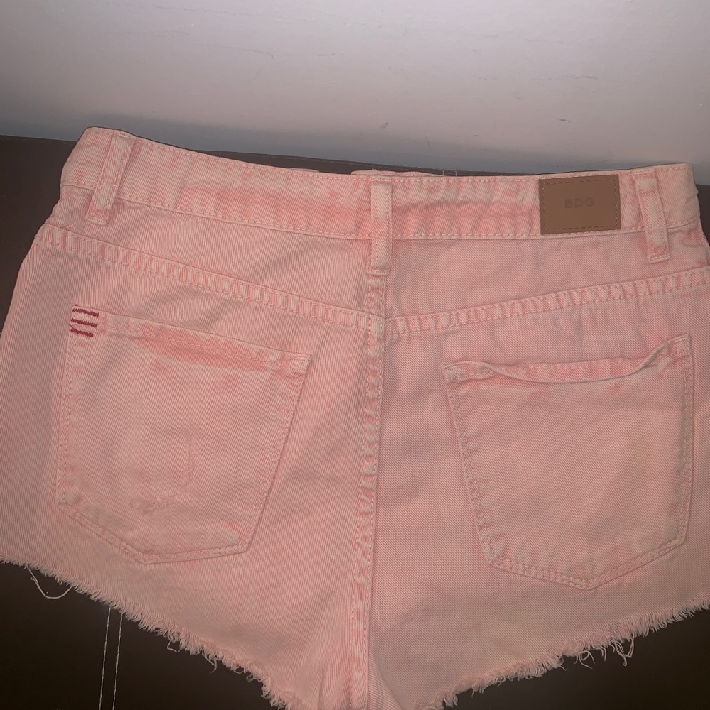 Pink cheeky denim shorts - Picture 3 of 4
